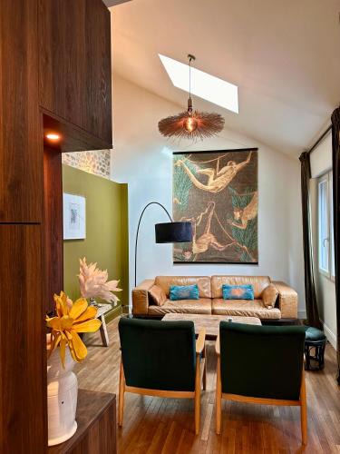 Combourg Apartment | LE DUPLEX Gîte de charme au pied du Château