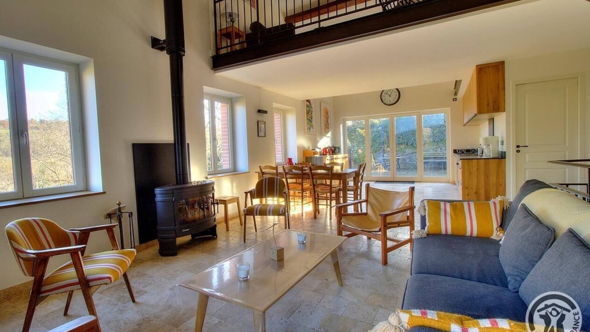Civrieux-d'Azergues House | Le gîte de la Roche - CIVRIEUX D'AZERGUES