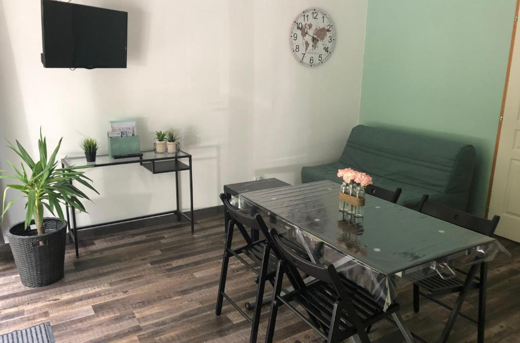 Landes-sur-Ajon Apartment | Le gîte de l'Ajon