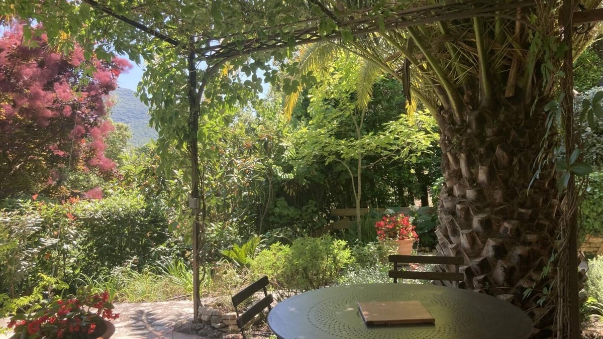 Meounes-les-Montrieux House | Le gîte Lotus - MEOUNES LES MONTRIEUX