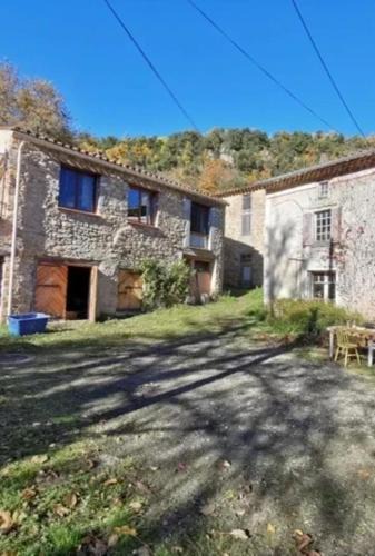 Saint-Jean-de-Paracol House | Le gîte sylvestre, maison rurale