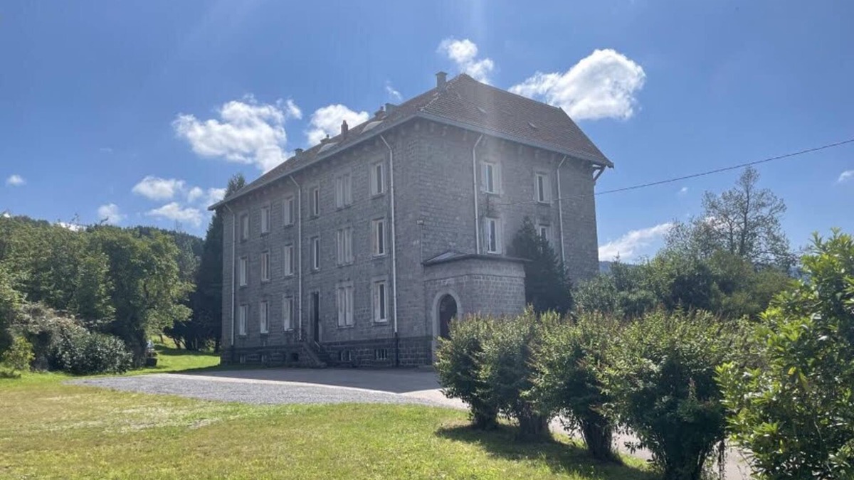 Plainfaing Apartment | Le Gite Vleu, Four Stars Independent Apartment in an ancient Manor