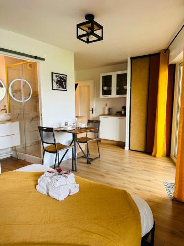 La Poterie Apartment | Le Golden-Terrasse & Parking