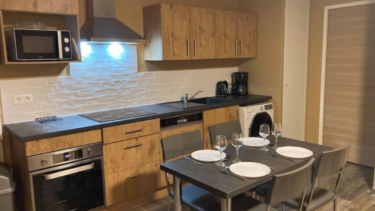 La Roche-sur-Yon Apartment | Le Grand Fabre/T2 tout confort/Parking privé/Fibre
