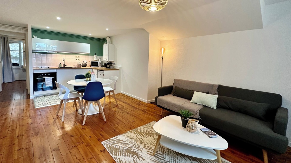 Aiguihe Apartment | Le Grand Orme. Appartement au Coeur du Centre Historique