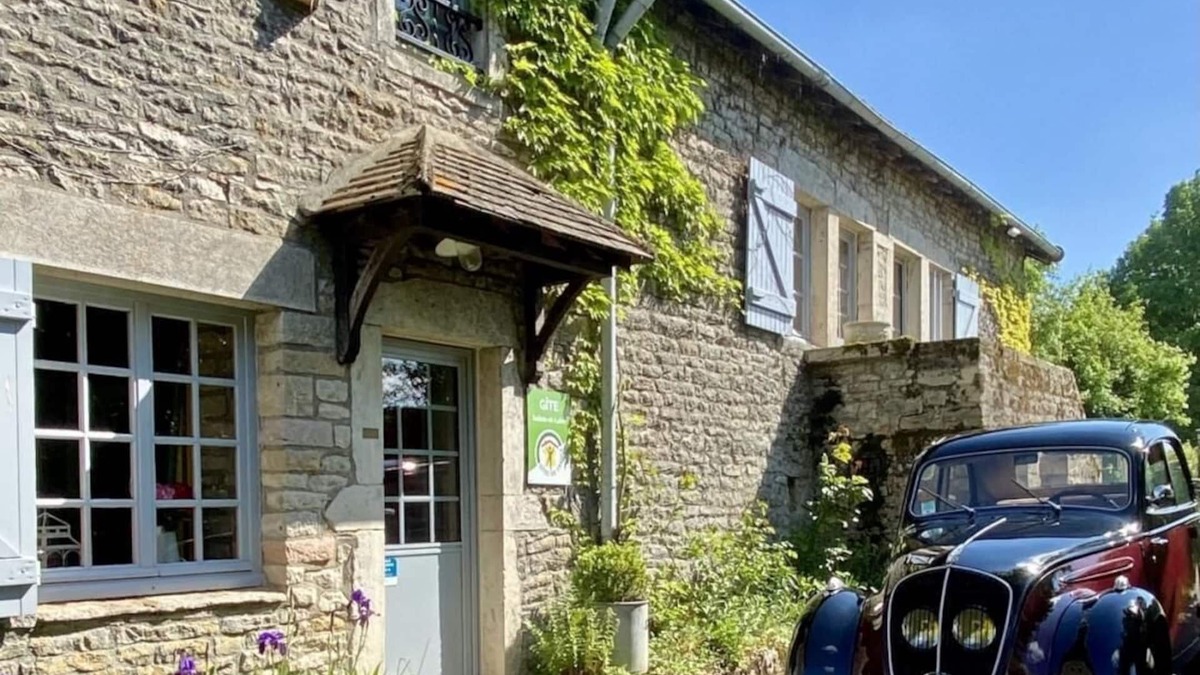 Ozenay House | Le Haut Chavy - OZENAY