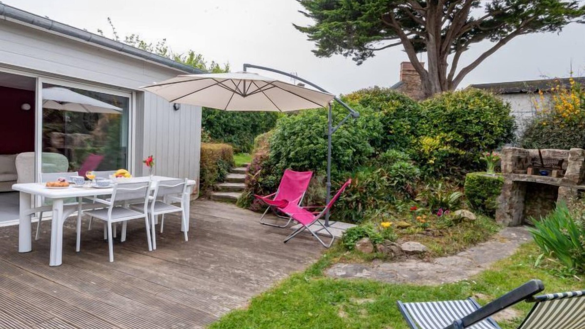 Creances House | Le havre de paix by Interhome
