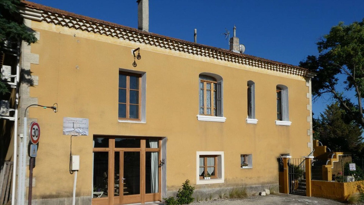 Caromb Bed & Breakfast | Le logis de Pascale