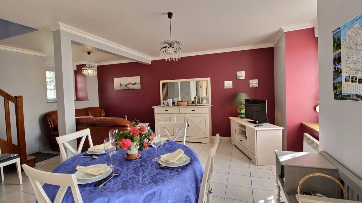 Plouguenast House | Le Logis - Plouguenast