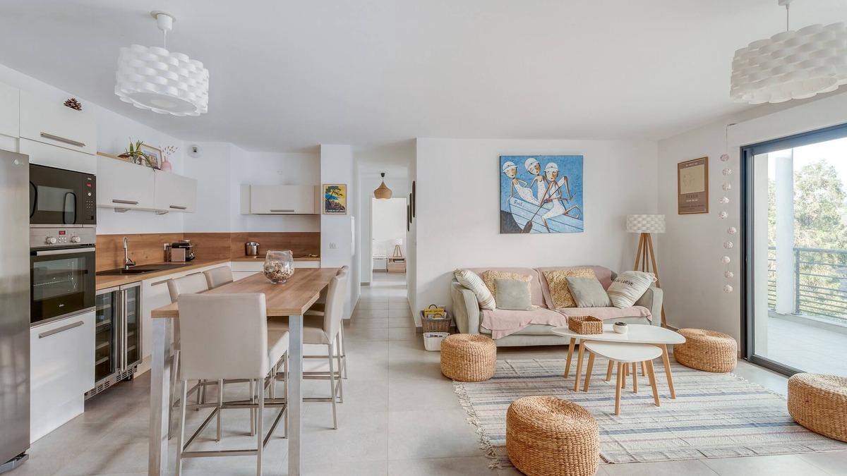 Verghia Apartment | Le Luciani - Apt face à la mer