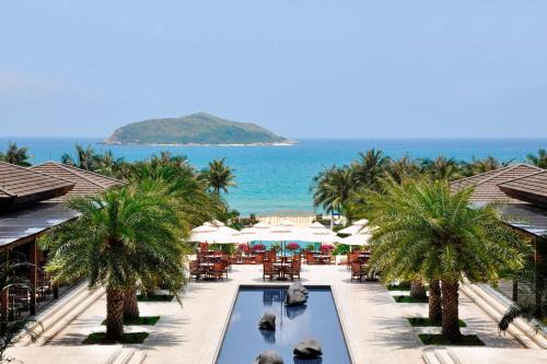 Wanning Resort | Le Méridien Shimei Bay Beach Resort & Spa