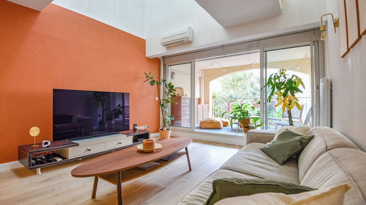 1st Arrondissement Apartment | Le Mages - Appart 2 ch avec terrasse et parking