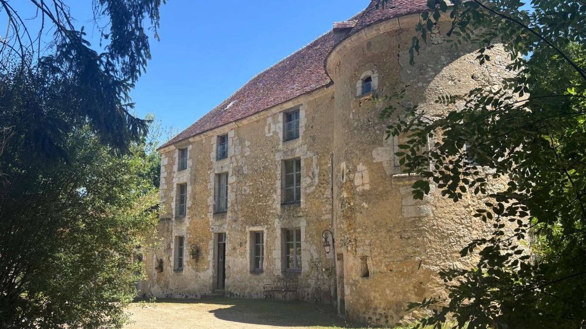 Belforet-en-Perche Villa | Le Manoir de Saint Ouen with heated indoor pool