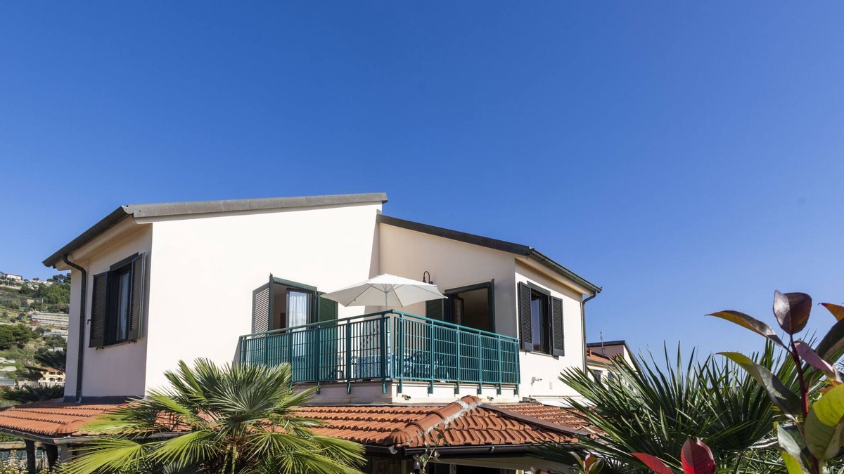 Piani-Ciapin Apartment | Le Margherite (SLR255) by Interhome
