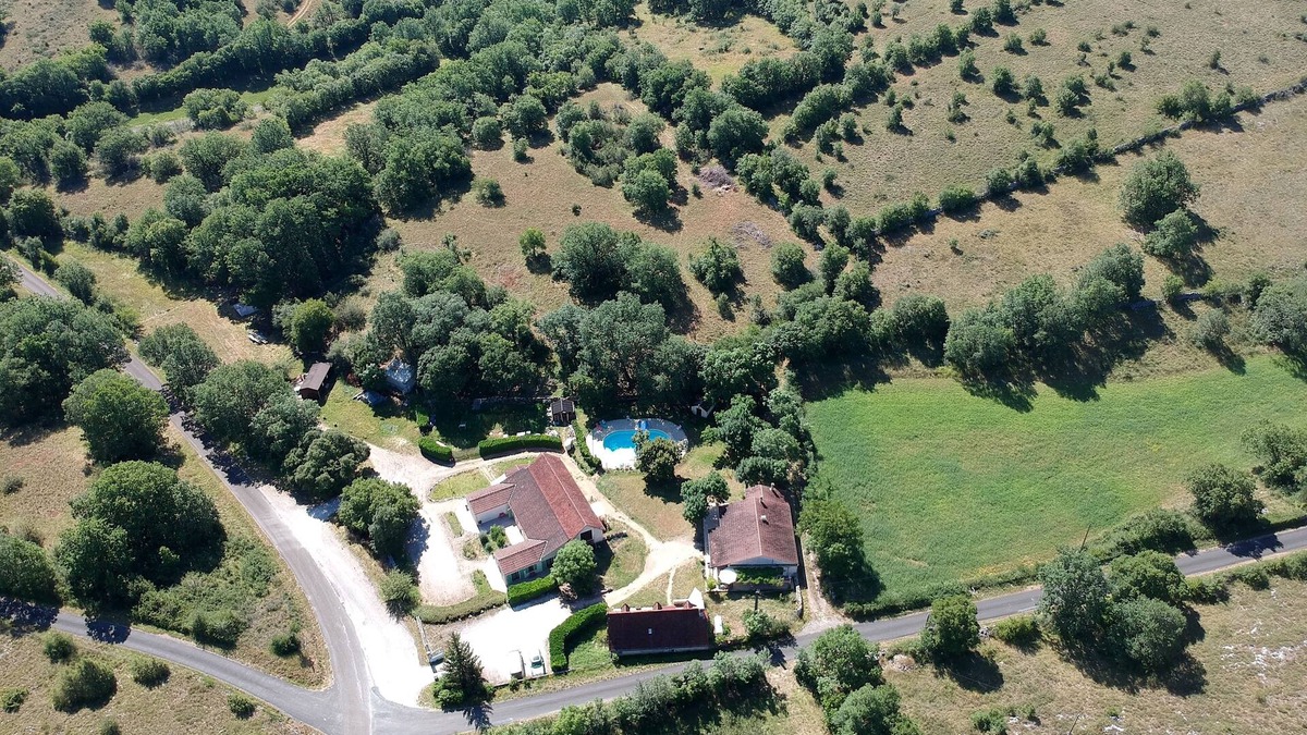 Blars House | Le Mas des 3 ânes, Group gite sleeps 29 in Blars