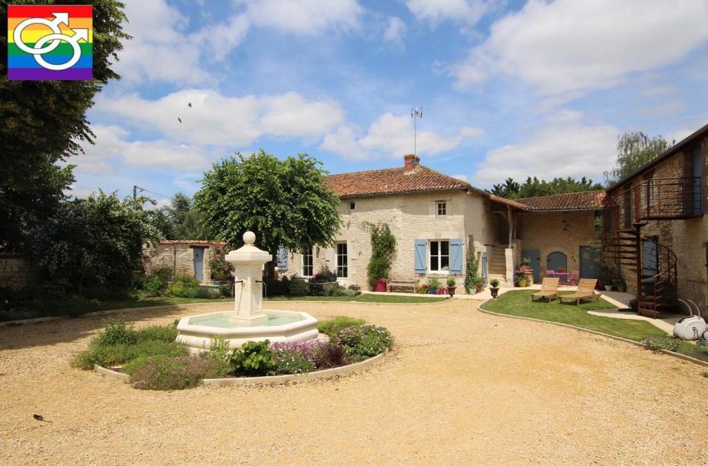 Pouant Bed & Breakfast | Le Mas Pouantais
