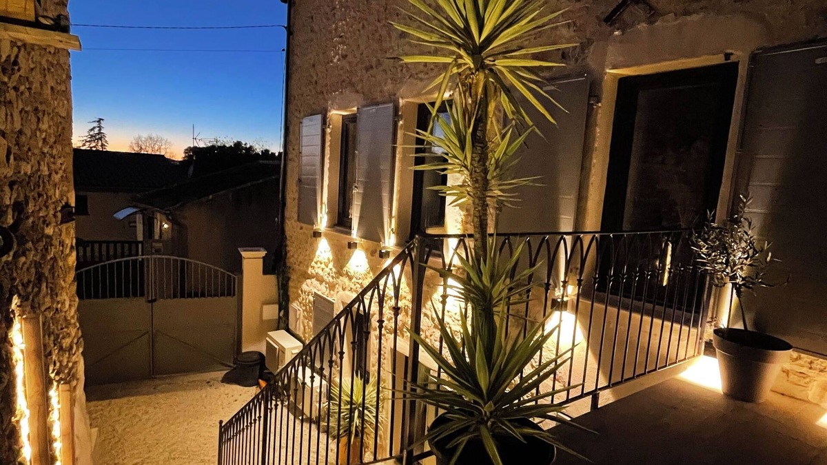 Sainte-Anastasie House | Le Mas, Village house