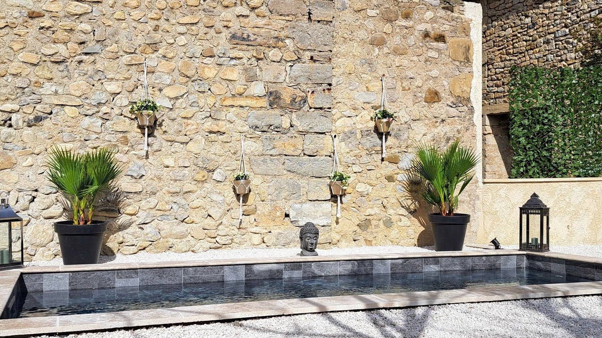 Sainte-Jalle House | Le mazet Sainte-Jalle en Provence, heated swimming pool, enclosed garden, bbq
