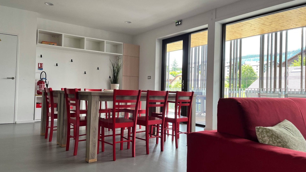 Metabief Apartment | Le Mont d'Or - Handicap gîte for 10 people