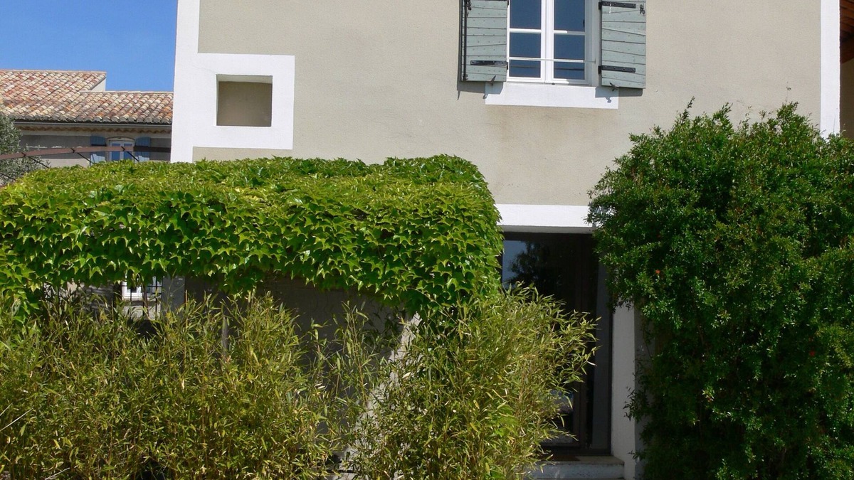 Vinsobres House | Le Mont Ventoux, house with pool on working vineyard in Drome Provençale