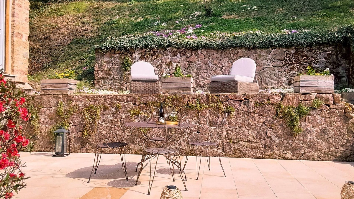 Semur-en-Auxois House | Le Moulin de l'O Ecrin Bucolique au Centre de Semur en Auxois