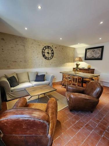Ainay-le-Vieil House | Le Nid'Ainay Maison de Village entièrement rénovée