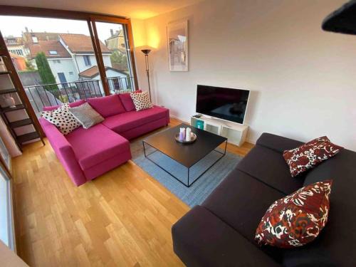 Perroy Apartment | Le Onze Soixante Six Duplex très ensoleillé