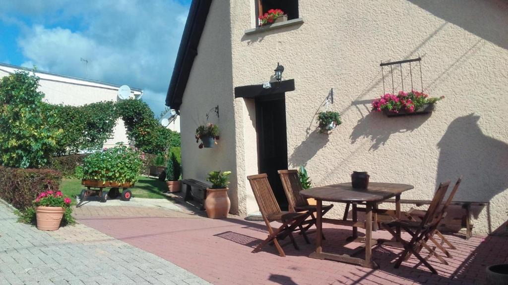 Bourg-Fidele House | Le p'tit bourquin