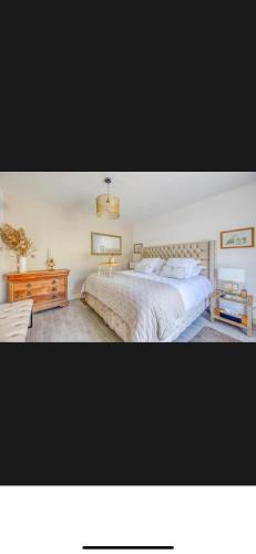 Saint-Christoly-Medoc Bed & Breakfast | Le patio du port