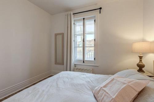 Quartier 5-4 Apartment | Le Patrimonial