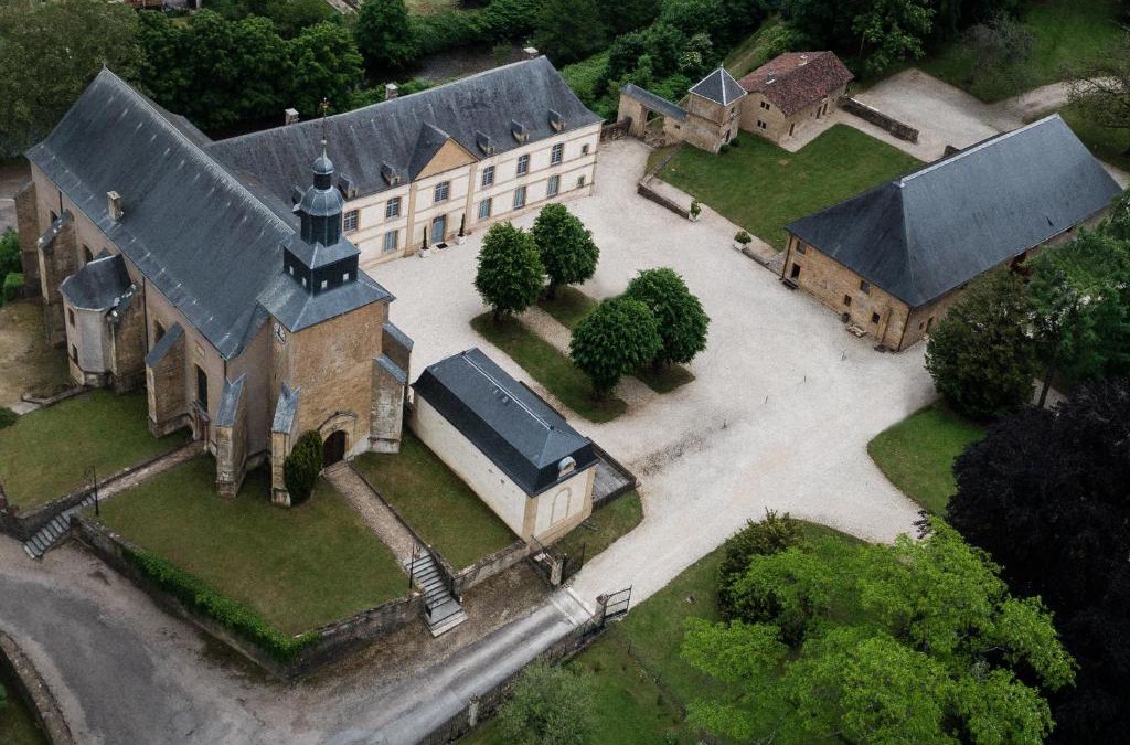 Cons-la-Grandville Apartment | Le Pavillon du Prieure