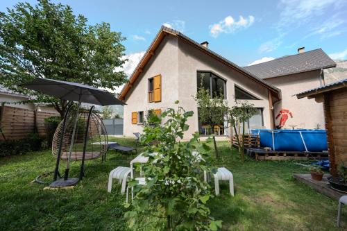 Le Bourg-d'Oisans Ski Chalet | Le Perce-Neige - Jacuzzi - Jardin - Gîtes - ALPES HUEZ