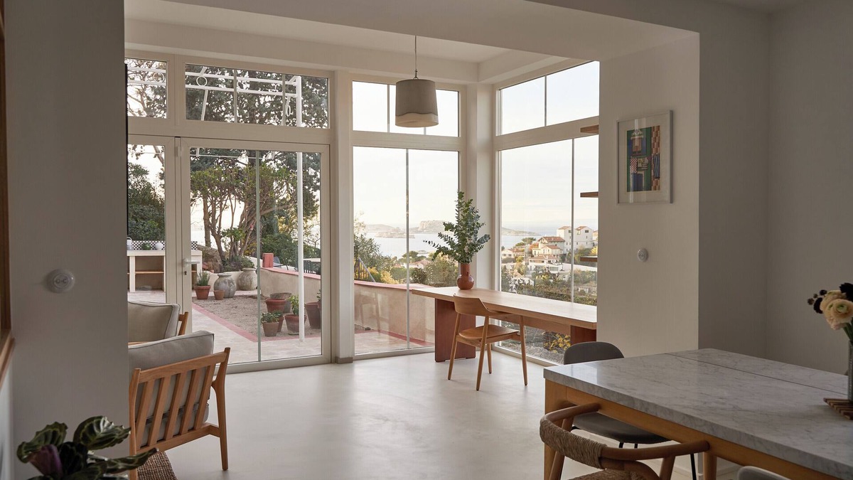 Roucas-Blanc House | Le Petit Croquant nPeaceful haven with magnificent sea view