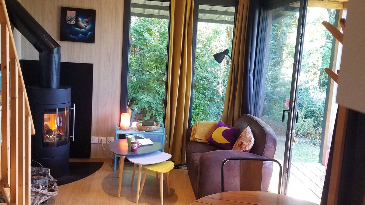 Saint-Julien-le-Petit Ski Chalet | "le petit paradis" micro house