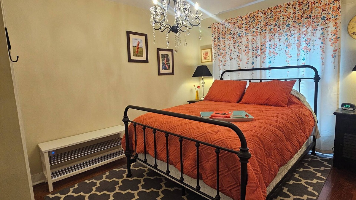 Woodland Heights Apartment | Le Petit french chateau