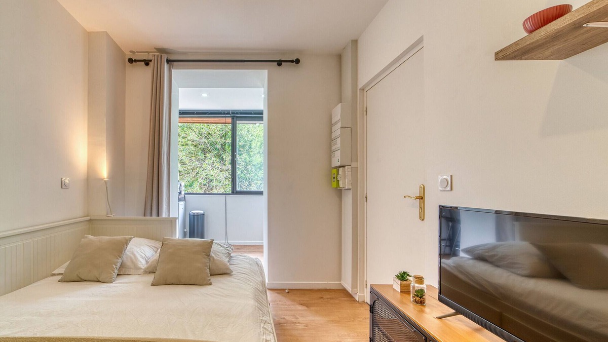 Gerland Apartment | Le Petit Gerland - Agréable à 1 minute du métro B