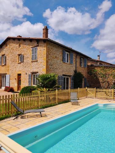 Oingt Bed & Breakfast | Le Petit Oingt de Paradis Chambre d'hôtes