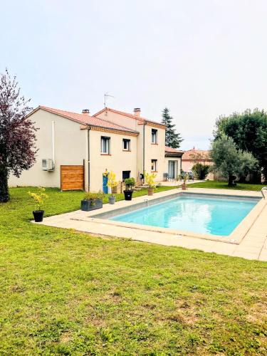 Lescure-dAlbigeois House | Le Petit Paradis Lescurien