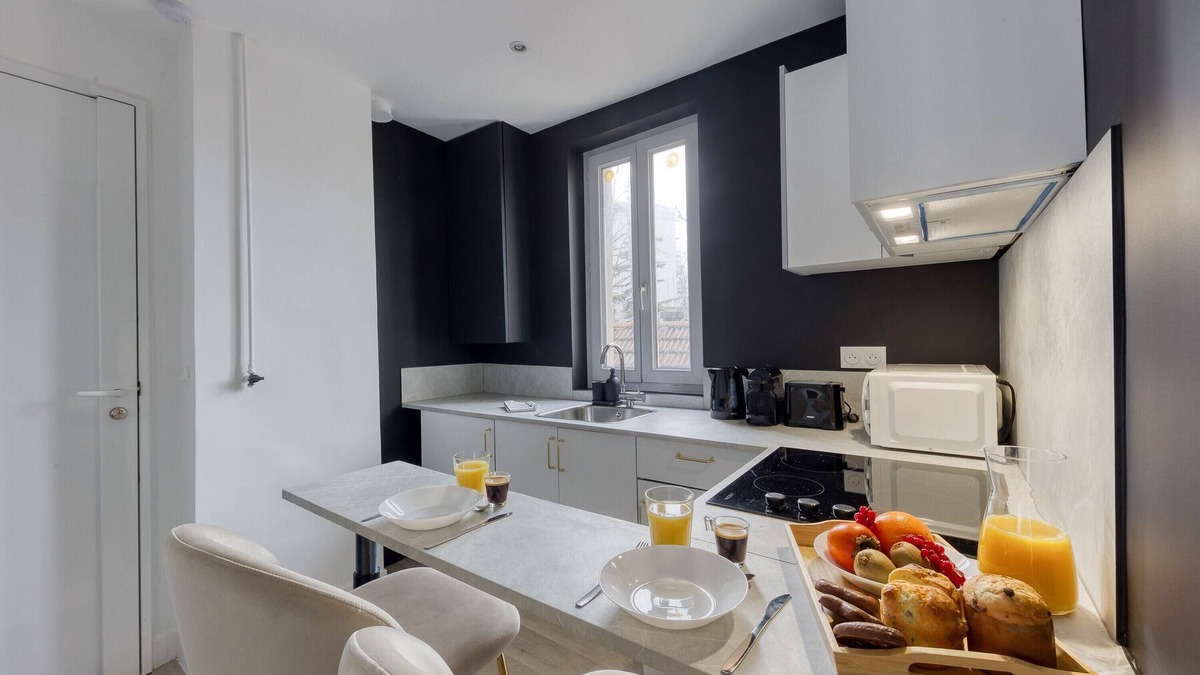 L'Ile-Saint-Denis Apartment | Le petit Paris - coup de coeur