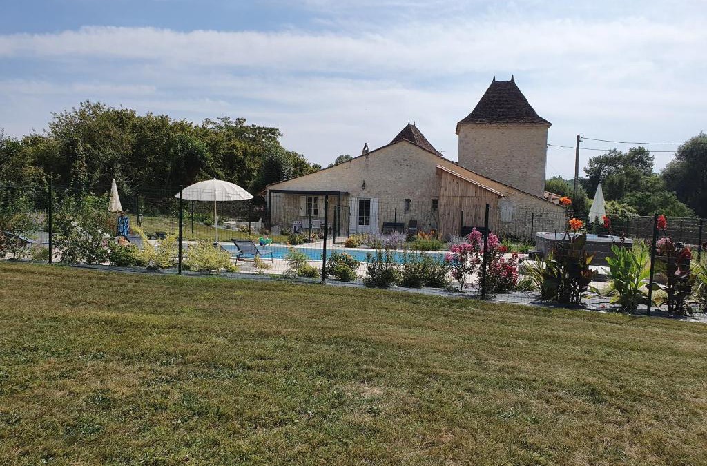 Monestier House | Le Pigeonnier