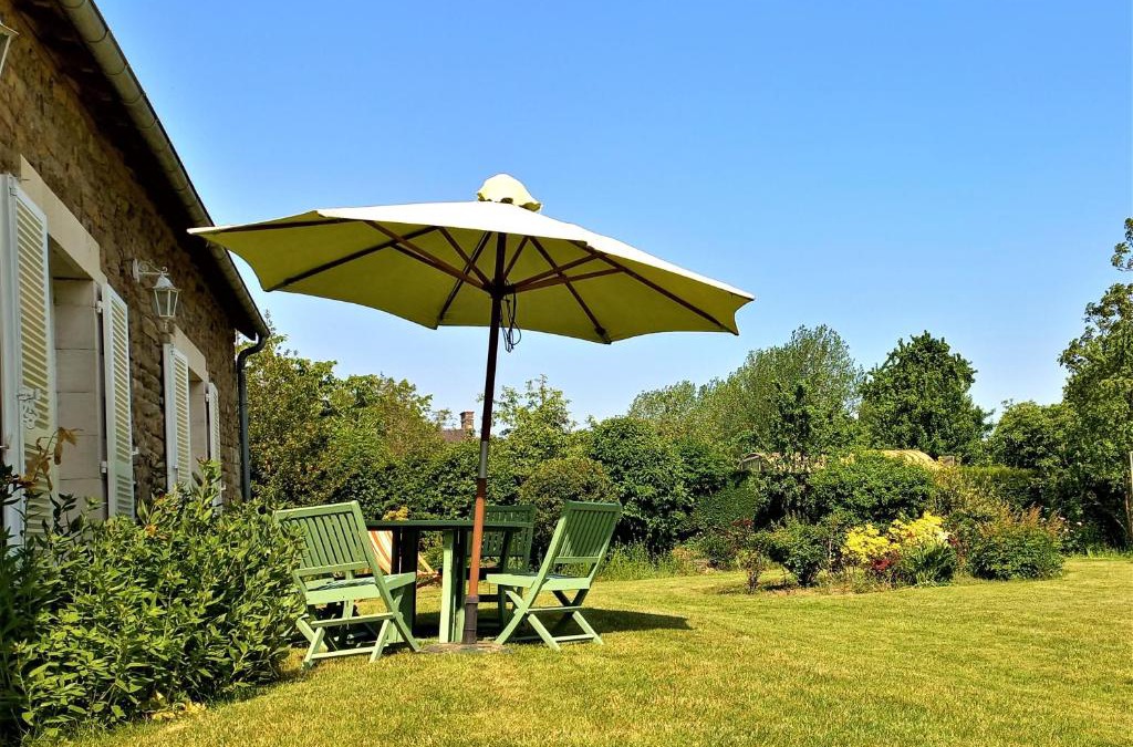 Vieuvy Bed & Breakfast | Le Presbytère de Vieuvy