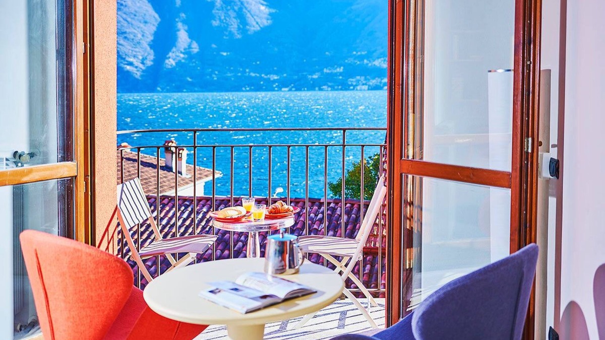 Acquaseria Apartment | Le Quattro Stagioni Lakeview-beach-charging point electric cars-remote working