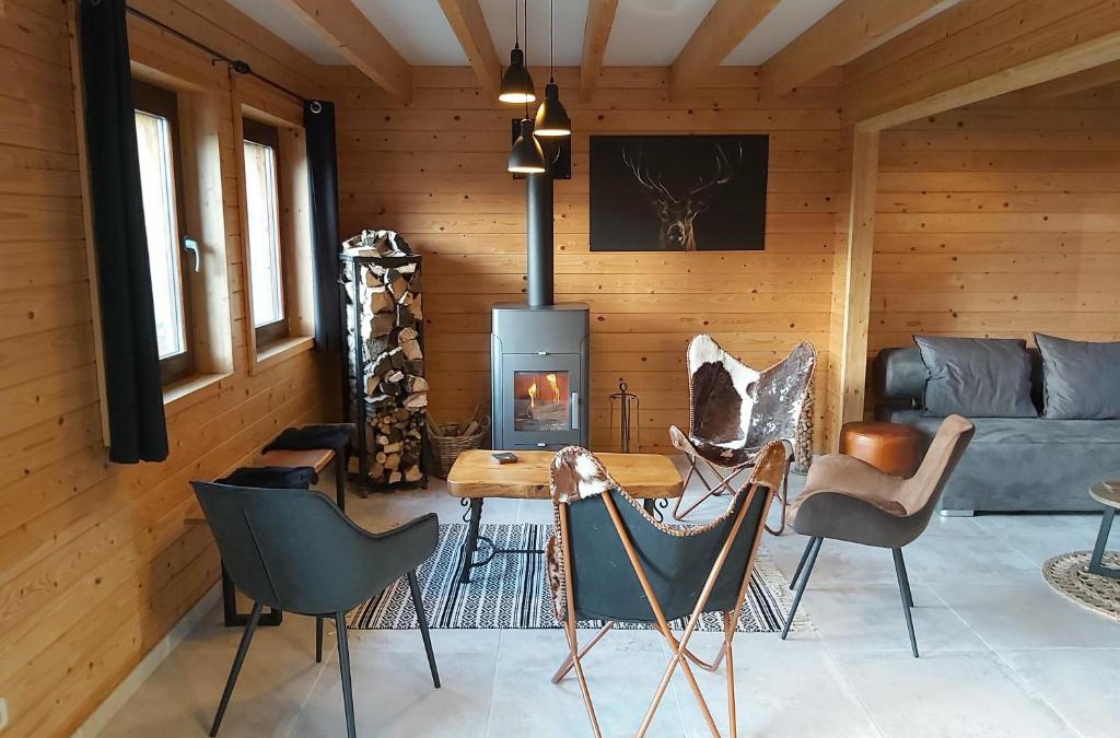 Libramont-Chevigny House | Le refuge Ardennais