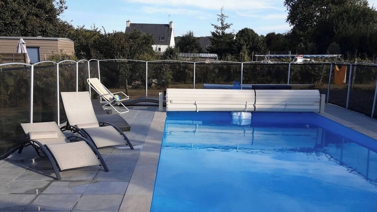 Saint-Lunaire House | Le relais bleu de saint lunaire swimming pool & spa June 7 nights 2 free