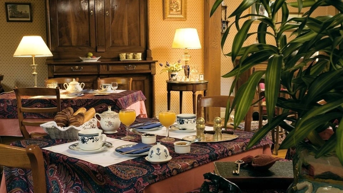 Saint-Gervais-d'Auvergne Hotel | Le Relais d'Auvergne