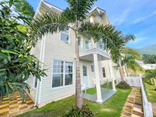 Vijraula Villa | Le Reve Valley - Canadian cottage 2 - 3BHK Luxury cottage,Bonfire,Barbeque,Gym,Kids play zone,Lake view