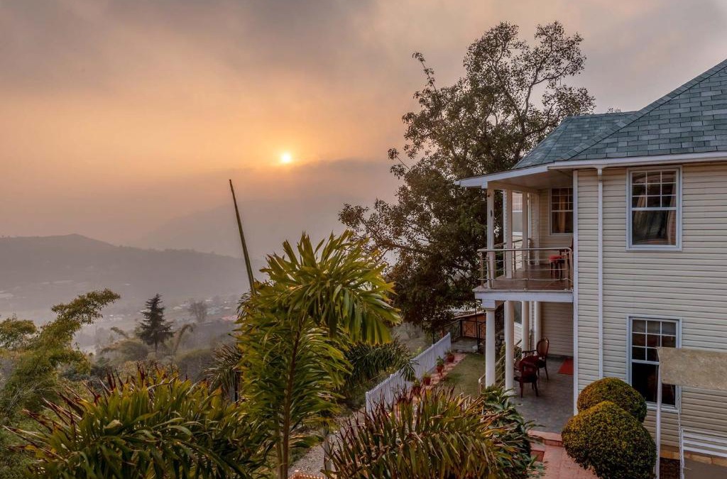 Vijraula Villa | Le Reve Valley - Canadian cottage 1 - 3BHK Luxury cottage,Bonfire,Barbeque,Gym,Kids play zone,Lake view