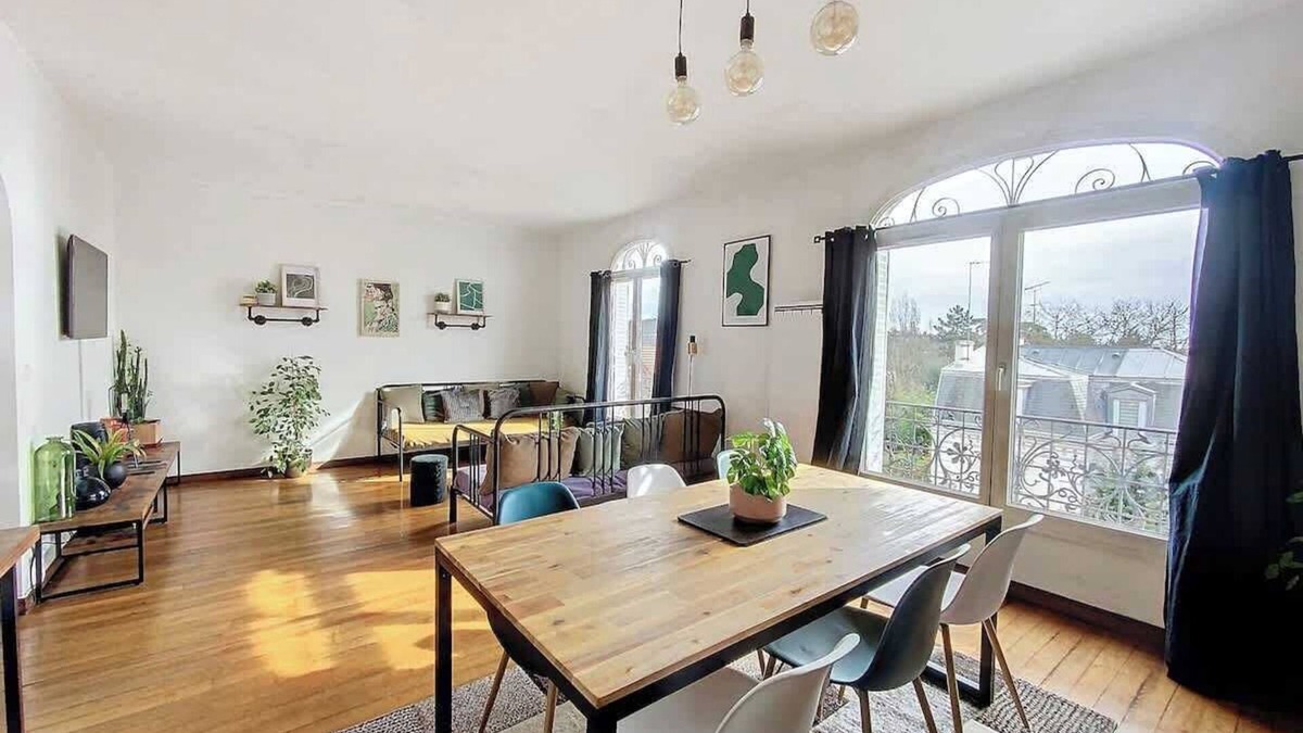 Villemomble Apartment | Le Rodet - Proche RER E, 20 min de Paris