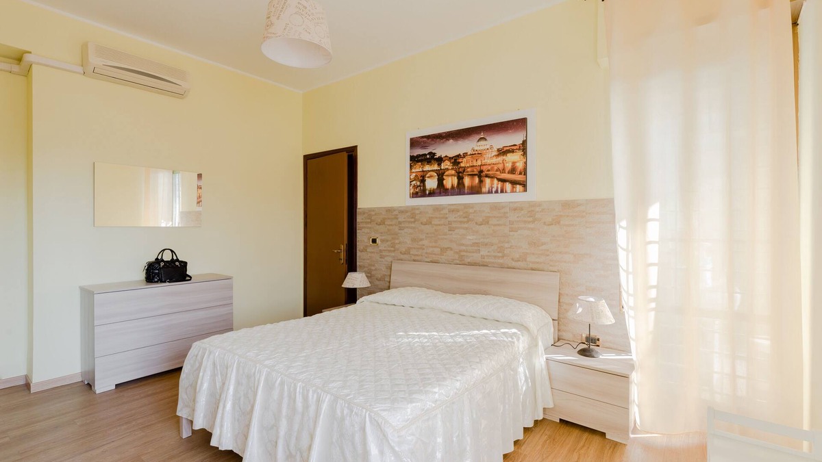 Zona XV Torre Maura Apartment | Le Rondini Apartment, 5 persone, 2 balconi, Policlinico Casilino e Tor Vergata
