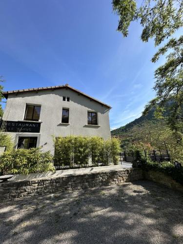 Riviere-sur-Tarn Hotel | Le Sahuc